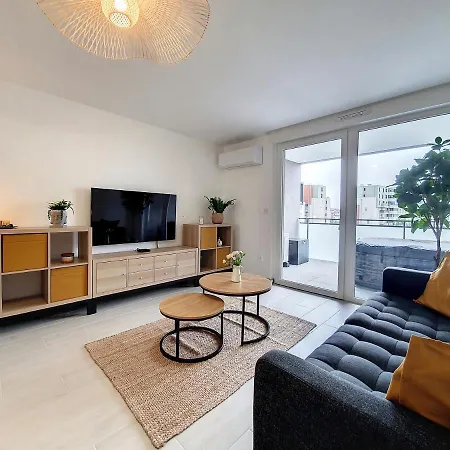 Apartment Saglio - Neuf - - Parking - Tram - Proche Centre - Confort Straßburg